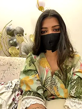 Snapshot of MaYaa__11 chatting on 12/22/25, 07:16 MaYaa 11 online show from 12/22/25, 07:16