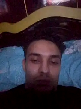 Snapshot of ali_bato25 chatting on 04/20/26, 01:41 ali bato25 online show from 04/20/26, 01:41