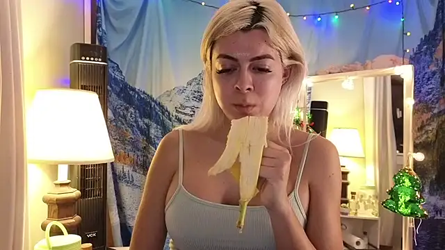 cunty tranny lydia online show from 12/18/24, 03:37