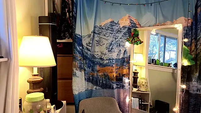 cunty tranny lydia online show from 12/31/24, 10:45