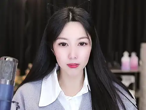 Snapshot of Nuyoah-77 chatting on 01/25/25, 07:07 Nuyoah-77 online show from 01/25/25, 07:07