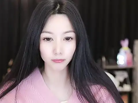 Snapshot of Nuyoah-77 chatting on 02/28/25, 04:10 Nuyoah-77 online show from 02/28/25, 04:10