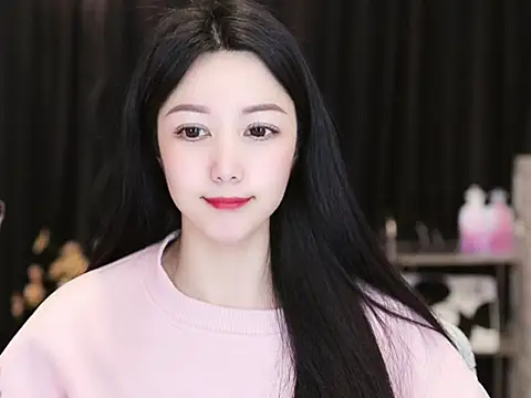 Snapshot of Nuyoah-77 chatting on 03/11/25, 02:51 Nuyoah-77 online show from 03/11/25, 02:51