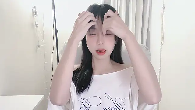 -Hottie online show from 02/26/25, 04:24