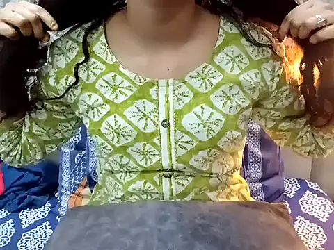 Snapshot of GoldnessAishu chatting on 12/07/24, 06:04 GoldnessAishu online show from 12/07/24, 06:04