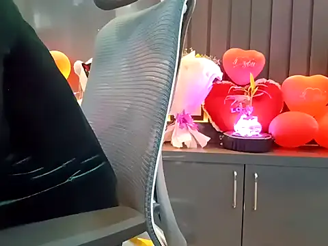 Snapshot of GoldnessAishu chatting on 02/03/25, 05:46 GoldnessAishu online show from 02/03/25, 05:46