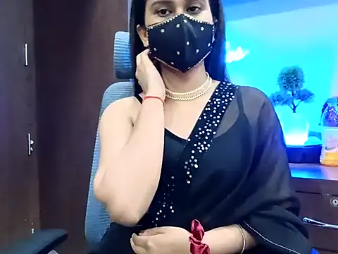 Snapshot of GoldnessAishu chatting on 03/07/25, 08:11 GoldnessAishu online show from 03/07/25, 08:11