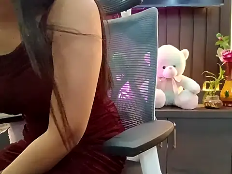 Snapshot of GoldnessAishu chatting on 03/20/25, 05:15 GoldnessAishu online show from 03/20/25, 05:15