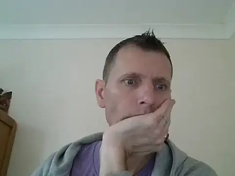 Snapshot of MarcusMaxx chatting on 11/29/25, 11:57 MarcusMaxx online show from 11/29/25, 11:57