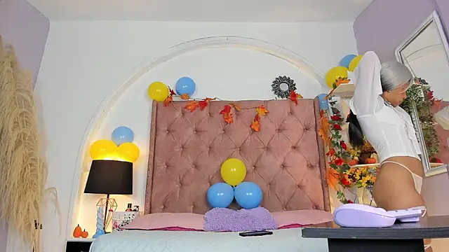 LadyAvalon online show from 09/26/25, 06:01