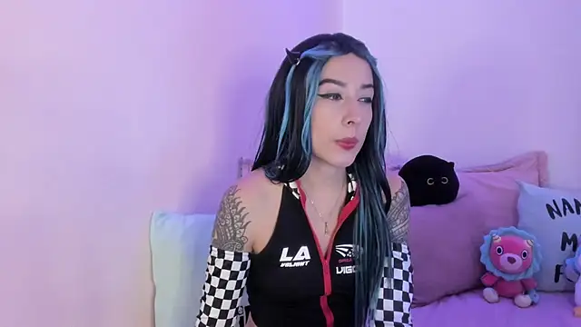 Snapshot of ValeriaCox chatting on 01/24/25, 02:30 ValeriaCox online show from 01/24/25, 02:30