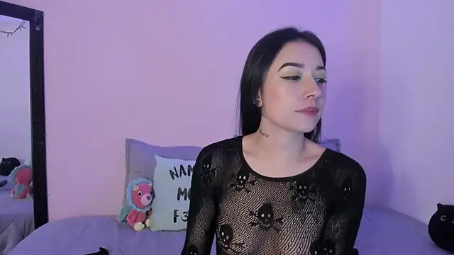 Snapshot of ValeriaCox chatting on 02/24/25, 11:43 ValeriaCox online show from 02/24/25, 11:43