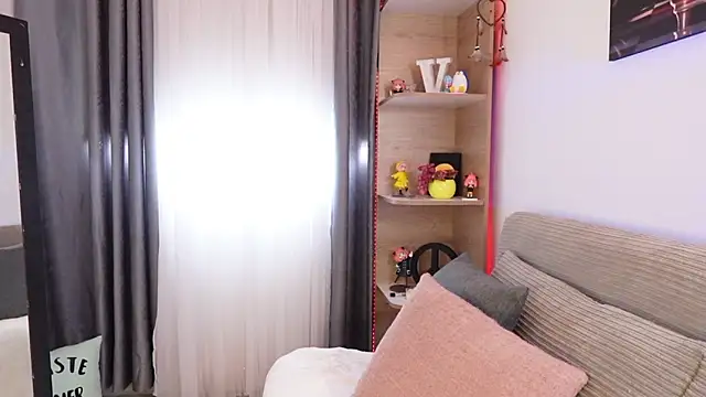 Snapshot of ValeriaCox chatting on 03/17/26, 02:53 ValeriaCox online show from 03/17/26, 02:53