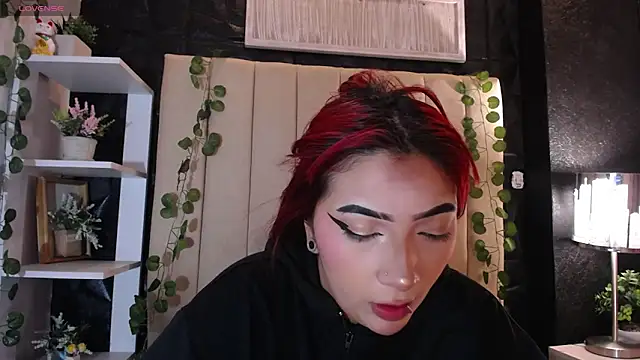 Snapshot of Mia_Rinn chatting on 02/21/25, 05:53 Mia Rinn online show from 02/21/25, 05:53