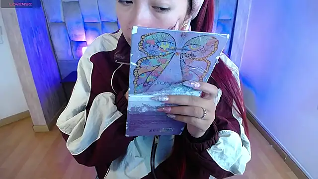 Snapshot of Mia_Rinn chatting on 09/29/25, 01:05 Mia Rinn online show from 09/29/25, 01:05