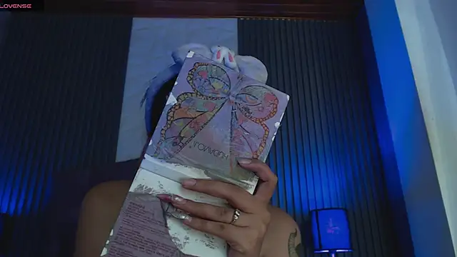 Mia Rinn online show from 10/30/25, 03:57