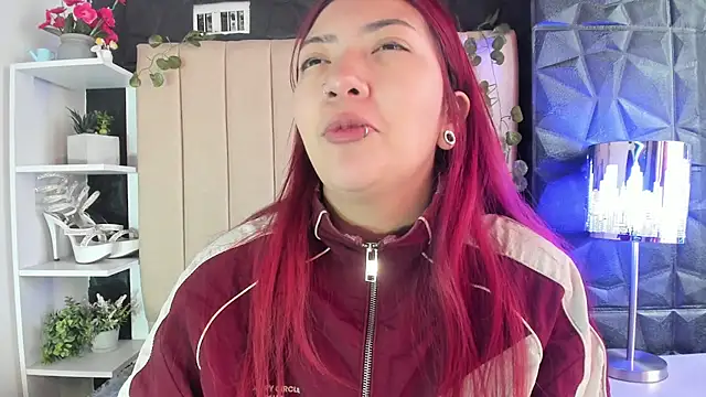 Mia Rinn online show from 02/15/26, 12:47