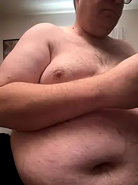 Snapshot of treatbobnicer chatting on 12/04/25, 03:43 treatbobnicer online show from 12/04/25, 03:43