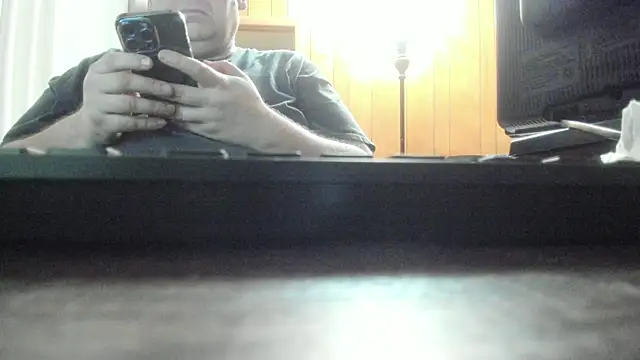 Snapshot of treatbobnicer chatting on 02/19/26, 07:59 treatbobnicer online show from 02/19/26, 07:59