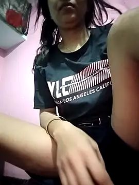 Hotty-Divya online show from 04/19/26, 12:54