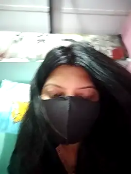 Hotty-Divya online show from 04/20/26, 03:53