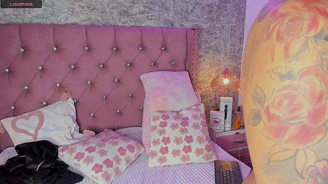 Mia Jansen online show from 01/10/26, 01:46