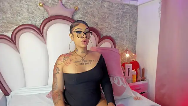 Snapshot of Mia_Jansen chatting on 03/12/26, 01:39 Mia Jansen online show from 03/12/26, 01:39