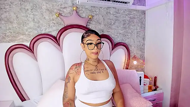 Snapshot of Mia_Jansen chatting on 04/08/26, 03:12 Mia Jansen online show from 04/08/26, 03:12