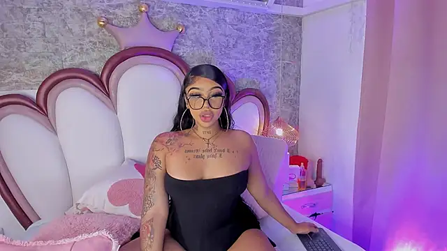 Snapshot of Mia_Jansen chatting on 04/15/26, 01:40 Mia Jansen online show from 04/15/26, 01:40