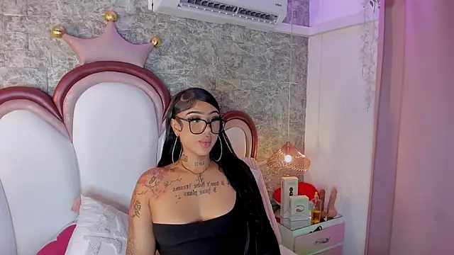 Snapshot of Mia_Jansen chatting on 04/22/26, 01:45 Mia Jansen online show from 04/22/26, 01:45