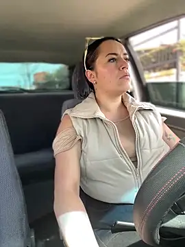 Lesly 10- online show from 02/04/26, 03:51