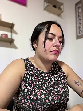 Lesly 10- online show from 06/21/26, 08:00