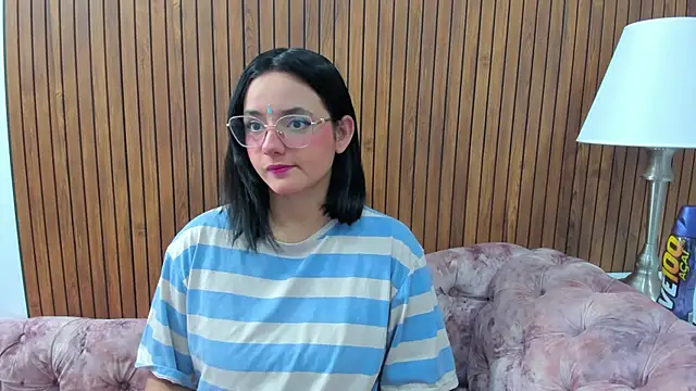 Snapshot of kae_styles chatting on 01/25/25, 02:25 kae styles online show from 01/25/25, 02:25