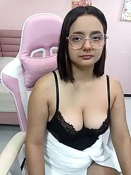 Snapshot of kae_styles chatting on 09/09/25, 08:30 kae styles online show from 09/09/25, 08:30