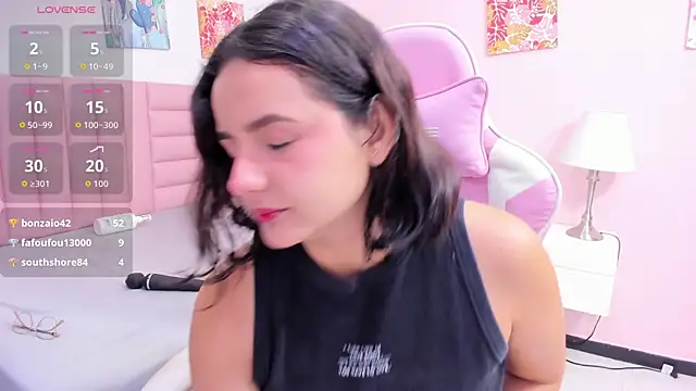 Snapshot of kae_styles chatting on 10/12/25, 07:35 kae styles online show from 10/12/25, 07:35