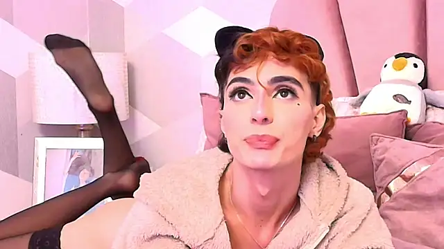 KylieMonnett online show from 02/12/26, 06:52