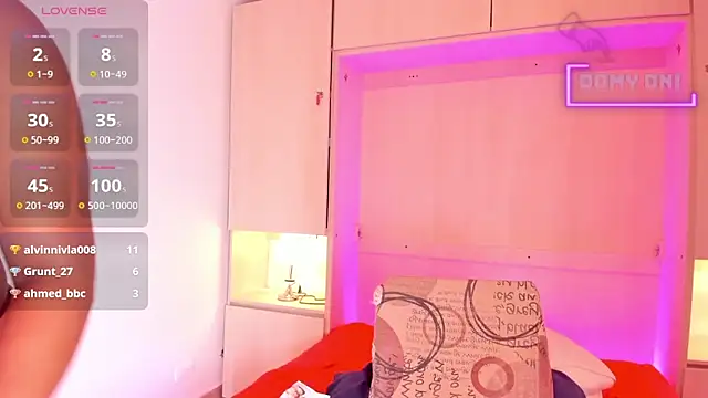 EmilyyStuart online show from 01/24/25, 09:39