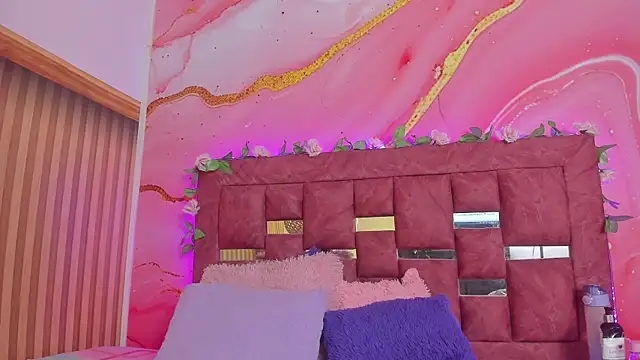 melody paris online show from 11/08/25, 10:59