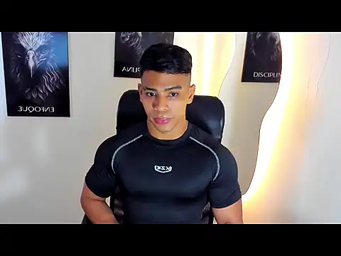 Snapshot of Andrew_wolf7 chatting on 12/10/24, 03:52 Andrew wolf7 online show from 12/10/24, 03:52