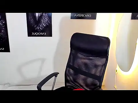 Snapshot of Andrew_wolf7 chatting on 12/20/24, 02:41 Andrew wolf7 online show from 12/20/24, 02:41