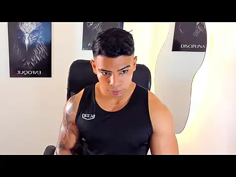 Snapshot of Andrew_wolf7 chatting on 01/18/25, 05:04 Andrew wolf7 online show from 01/18/25, 05:04