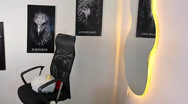 Snapshot of Andrew_wolf7 chatting on 02/28/25, 02:31 Andrew wolf7 online show from 02/28/25, 02:31