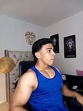 Snapshot of Andrew_wolf7 chatting on 10/12/25, 12:20 Andrew wolf7 online show from 10/12/25, 12:20