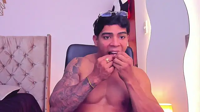 Snapshot of Andrew_wolf7 chatting on 02/03/26, 04:43 Andrew wolf7 online show from 02/03/26, 04:43