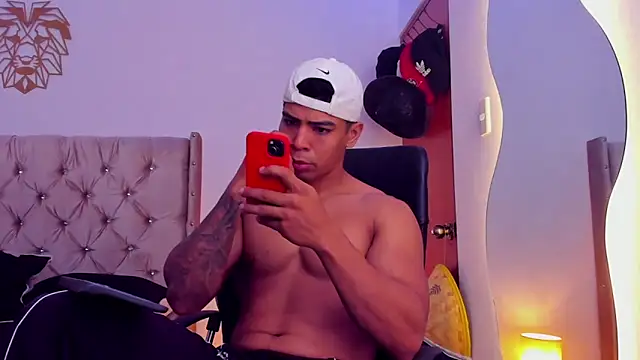 Snapshot of Andrew_wolf7 chatting on 02/27/26, 02:11 Andrew wolf7 online show from 02/27/26, 02:11