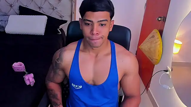 Snapshot of Andrew_wolf7 chatting on 03/09/26, 09:52 Andrew wolf7 online show from 03/09/26, 09:52