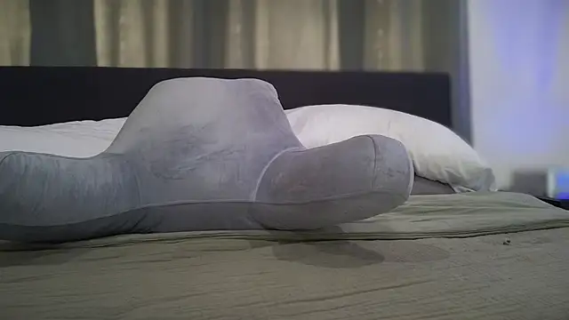 Snapshot of longislandprincess chatting on 09/13/25, 01:00 longislandprincess online show from 09/13/25, 01:00