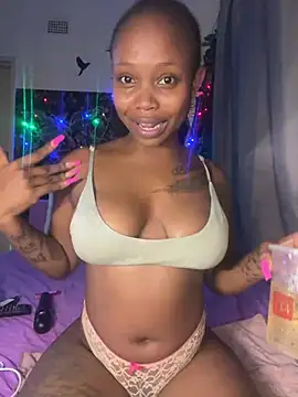 InkLady444 online show from 02/05/25, 03:02