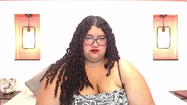 Snapshot of Miley_Collins chatting on 01/14/25, 06:17 Miley Collins online show from 01/14/25, 06:17