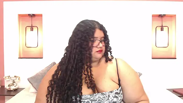 Snapshot of Miley_Collins chatting on 01/14/25, 09:20 Miley Collins online show from 01/14/25, 09:20